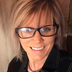 Meet your Posher, Jenn